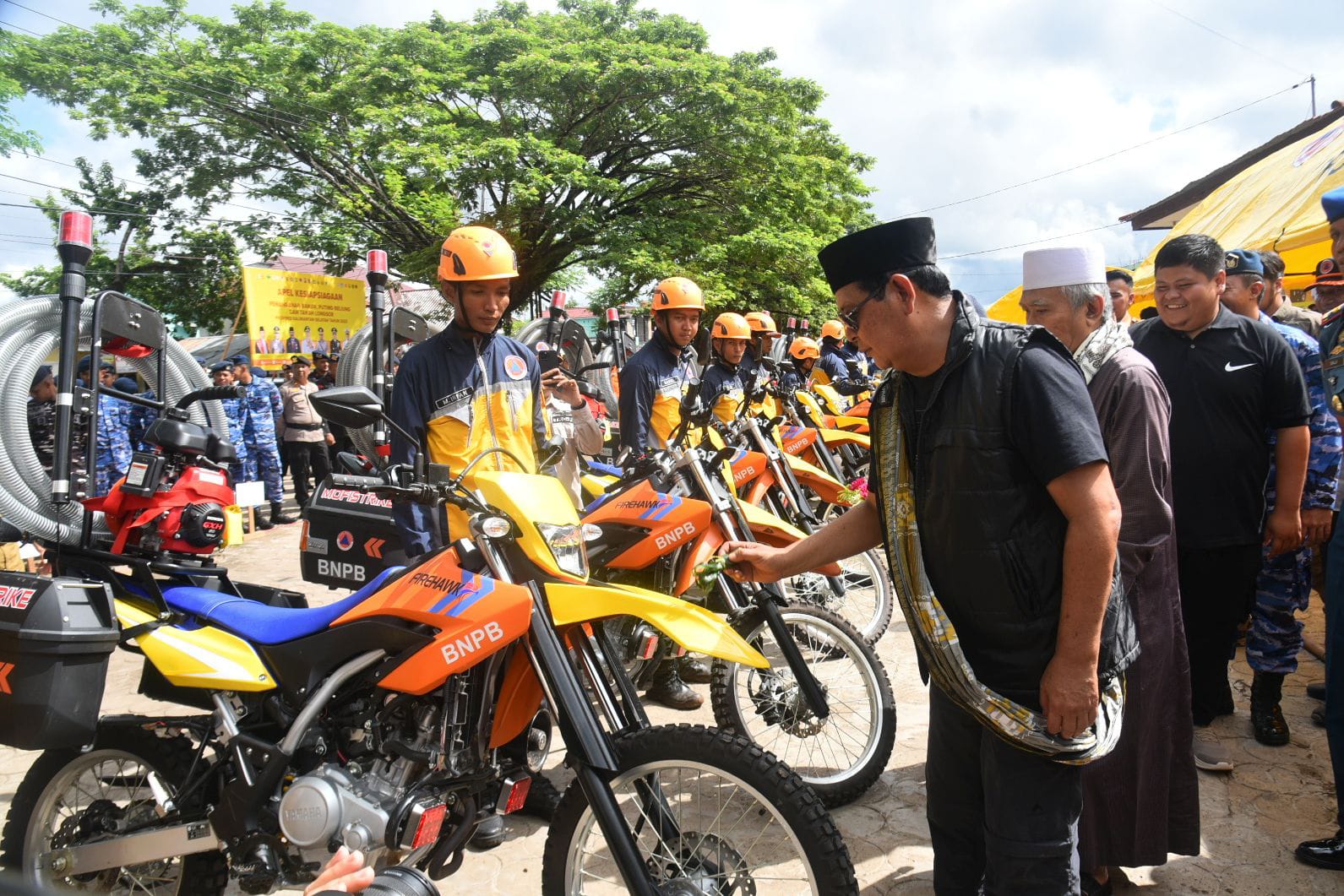 Apel Kesiapsiagaan Bencana Paman Birin Dan Guru Wildan Tapung Tawari